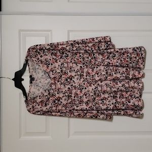 Dress Barn Roz and Ali pink flowered blouse 1X